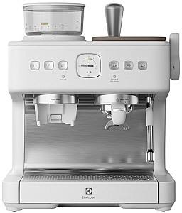Кофемашина Electrolux E8EC1-8SW